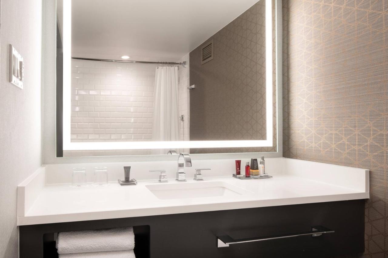 Seattle Airport Marriott Hotel Сиатак Екстериор снимка